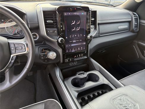 Used 2025 RAM 1500 Laramie w/ Sport Appearance Package AWD/4WD image 27
