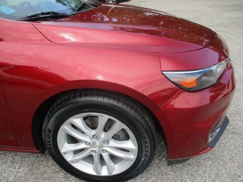 Used 2018 Chevrolet Malibu LT w/ Driver Confidence Package FWD image 22
