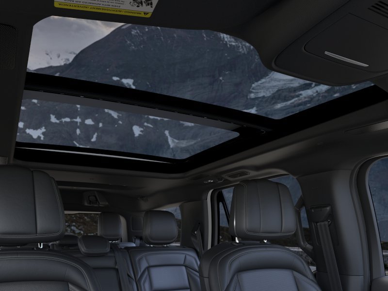 New 2026 Lincoln Navigator Reserve w/ Jet Appearance Package AWD/4WD image 22