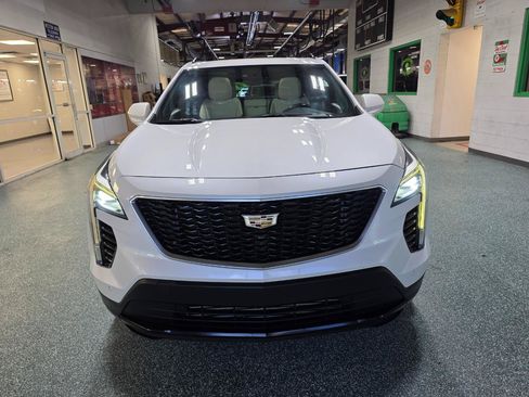 Used 2019 Cadillac XT4 Sport FWD image 3