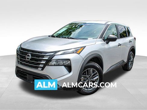 Used 2024 Nissan Rogue S FWD image 1