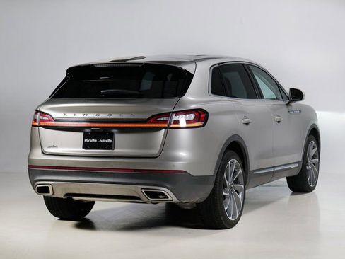 Used 2023 Lincoln Nautilus Reserve w/ Equipment Group 202A image 8