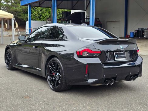 Used 2024 BMW M2 w/ Carbon Package RWD image 5