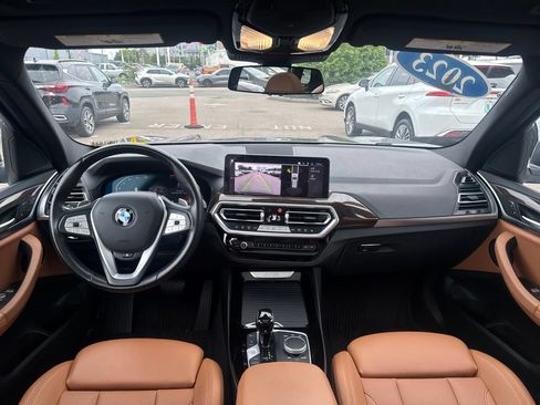 Used 2023 BMW X3 xDrive30i w/ Premium Package w/ZPA AWD/4WD image 10