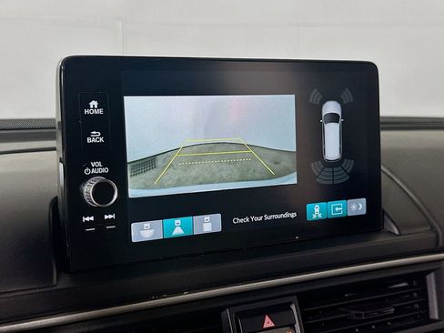 Used 2024 Honda Pilot EX-L image 9