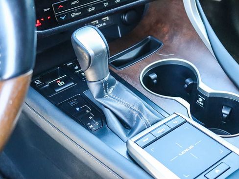 Used 2020 Lexus RX 350L FWD w/ Premium Package image 21