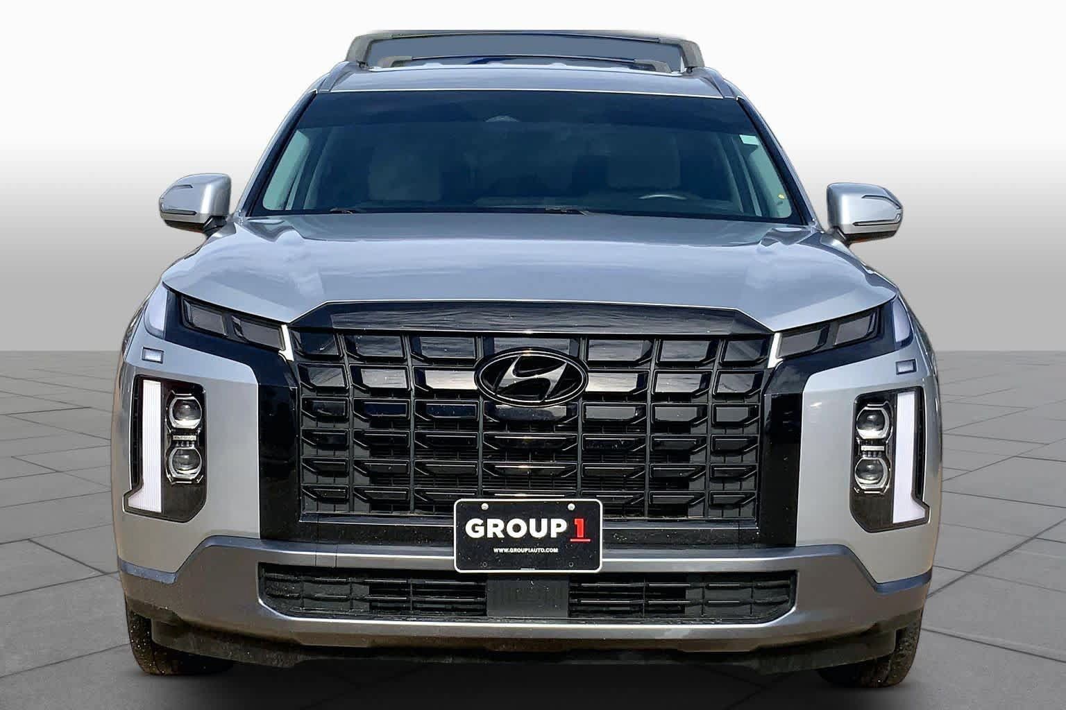 Used 2024 Hyundai Palisade SEL FWD image 4
