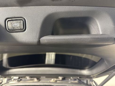 Used 2024 Hyundai Palisade Calligraphy image 37