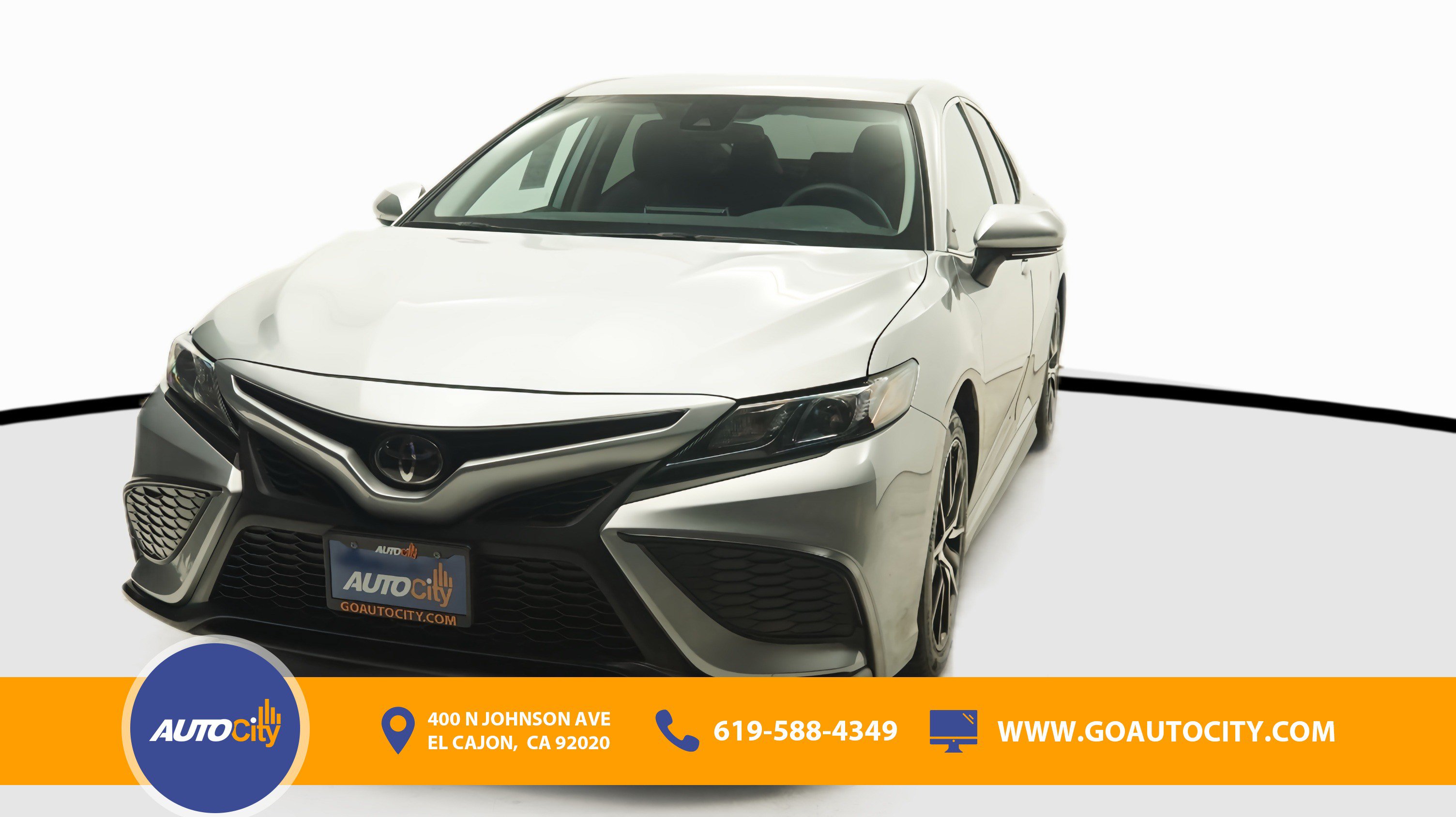 Used 2024 Toyota Camry SE w/ Blackout Package (TMS) FWD image 1