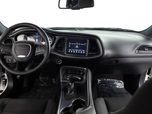 Used 2018 Dodge Challenger SXT RWD image 22