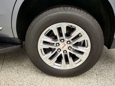 Used 2021 GMC Yukon SLT w/ SLT Premium Package image 9