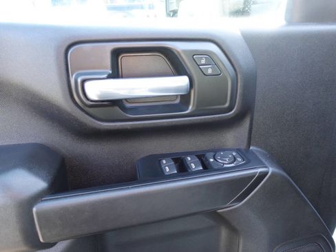 Used 2022 Chevrolet Silverado 2500 W/T w/ WT Convenience Package AWD/4WD image 17