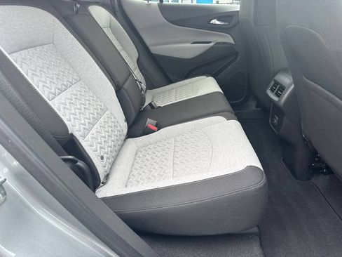 Used 2023 Chevrolet Equinox LT FWD image 16