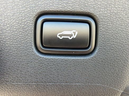 Used 2025 Kia Sportage X-Line w/ Premium Package image 14