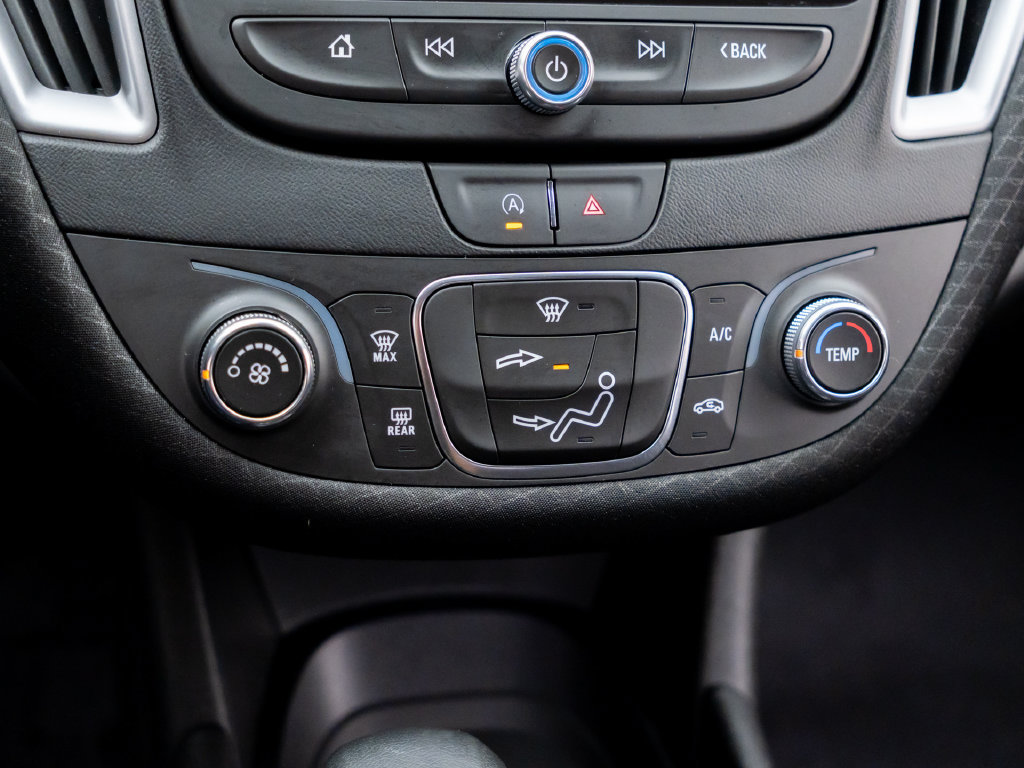 Used 2023 Chevrolet Malibu LS FWD image 29