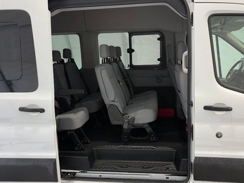 Used 2019 Ford Transit 350 XLT RWD image 23