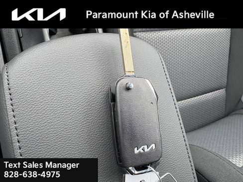 New 2025 Kia Soul LX image 28