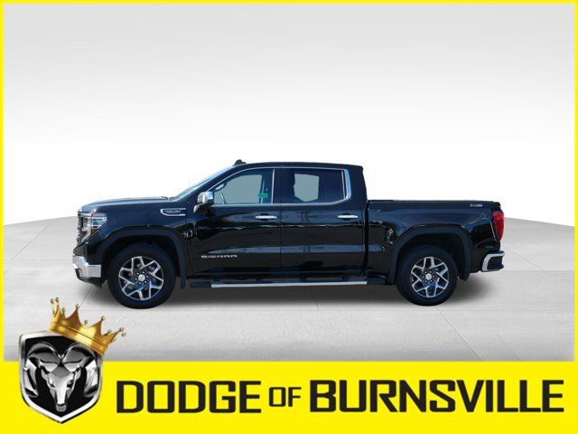 Used 2025 GMC Sierra 1500 SLT w/ SLT Premium Plus Package AWD/4WD image 4