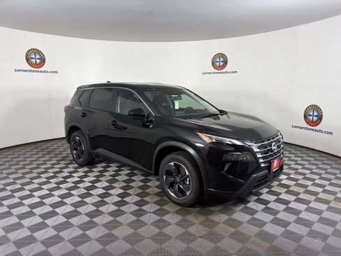 Used 2025 Nissan Rogue SV AWD/4WD image 17