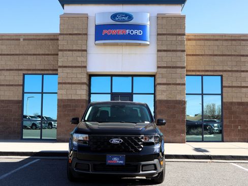 New 2025 Ford Maverick XLT w/ XLT Luxury Package image 3