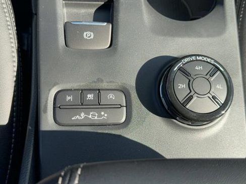 New 2024 Ford Ranger Lariat w/ FX4 Off-Road Package image 24