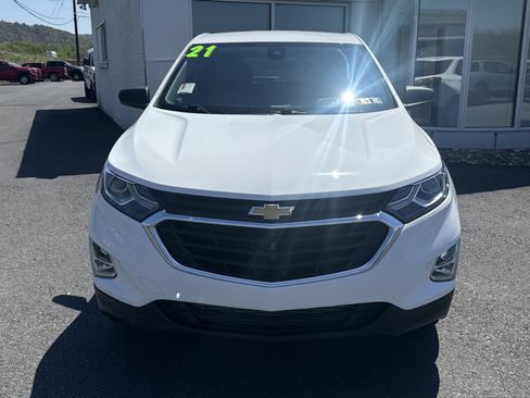 Used 2021 Chevrolet Equinox LS w/ LS Convenience Package AWD/4WD image 9