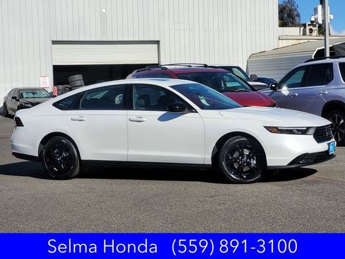 New 2025 Honda Accord SE image 3