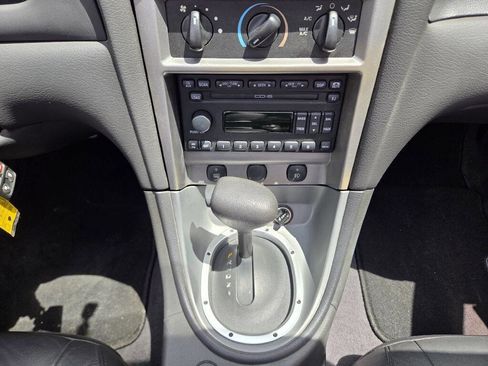 Used 2004 Ford Mustang GT RWD image 42