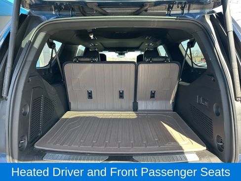 Used 2025 GMC Yukon XL Denali Ultimate w/ LPO, Floor Liner Package AWD/4WD image 15