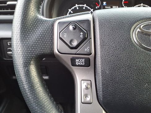 Used 2020 Toyota 4Runner SR5 image 27