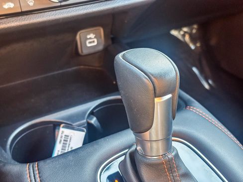 Certified 2025 Honda HR-V Sport image 25