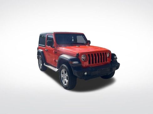 Used 2018 Jeep Wrangler Sport AWD/4WD image 2