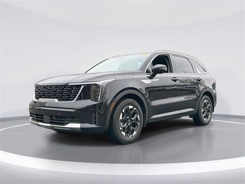 Used 2025 Kia Sorento S w/ Panoramic Sunroof Package image 1