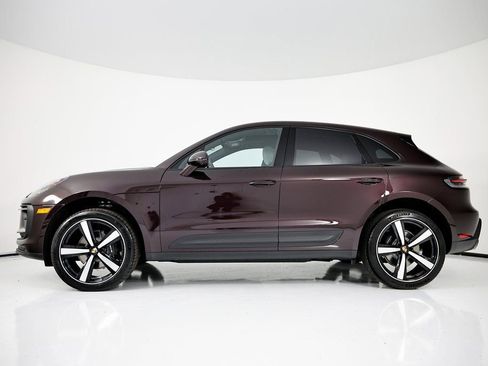 New 2026 Porsche Macan image 2
