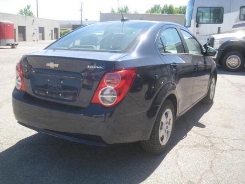 Used 2015 Chevrolet Sonic LS FWD image 5