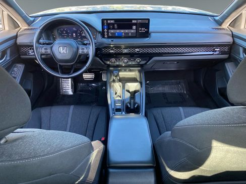 Used 2024 Honda Accord Sport image 10