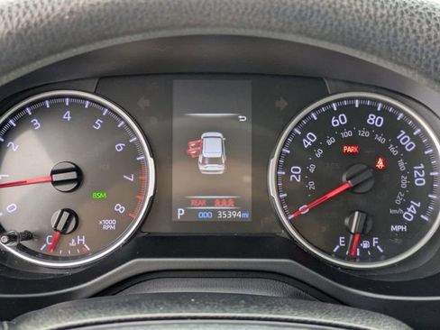 Used 2022 Toyota RAV4 XLE image 21