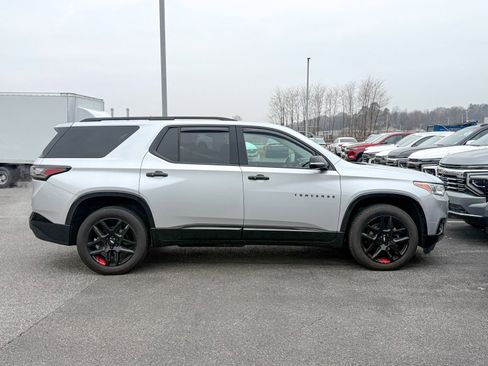 Used 2020 Chevrolet Traverse Premier w/ Redline Edition image 8
