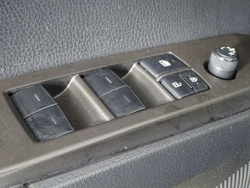 Used 2022 Toyota Camry LE image 15