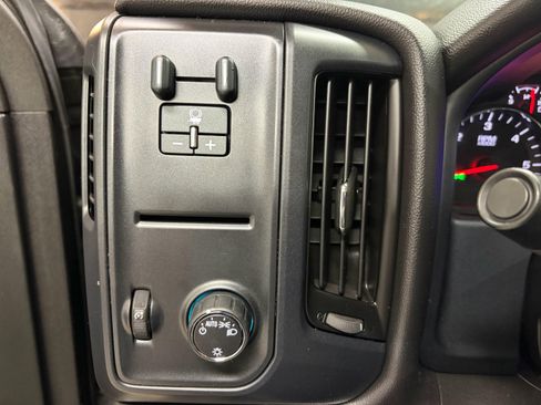 Used 2015 Chevrolet Silverado 3500 W/T w/ WT Convenience Package AWD/4WD image 15