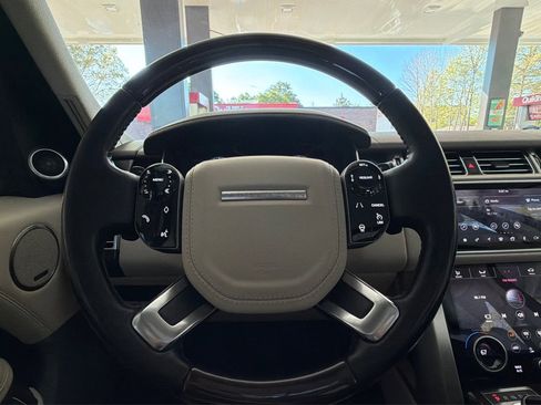 Used 2018 Land Rover Range Rover Supercharged AWD/4WD image 32