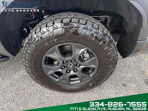 Used 2025 Lexus GX 550 image 33