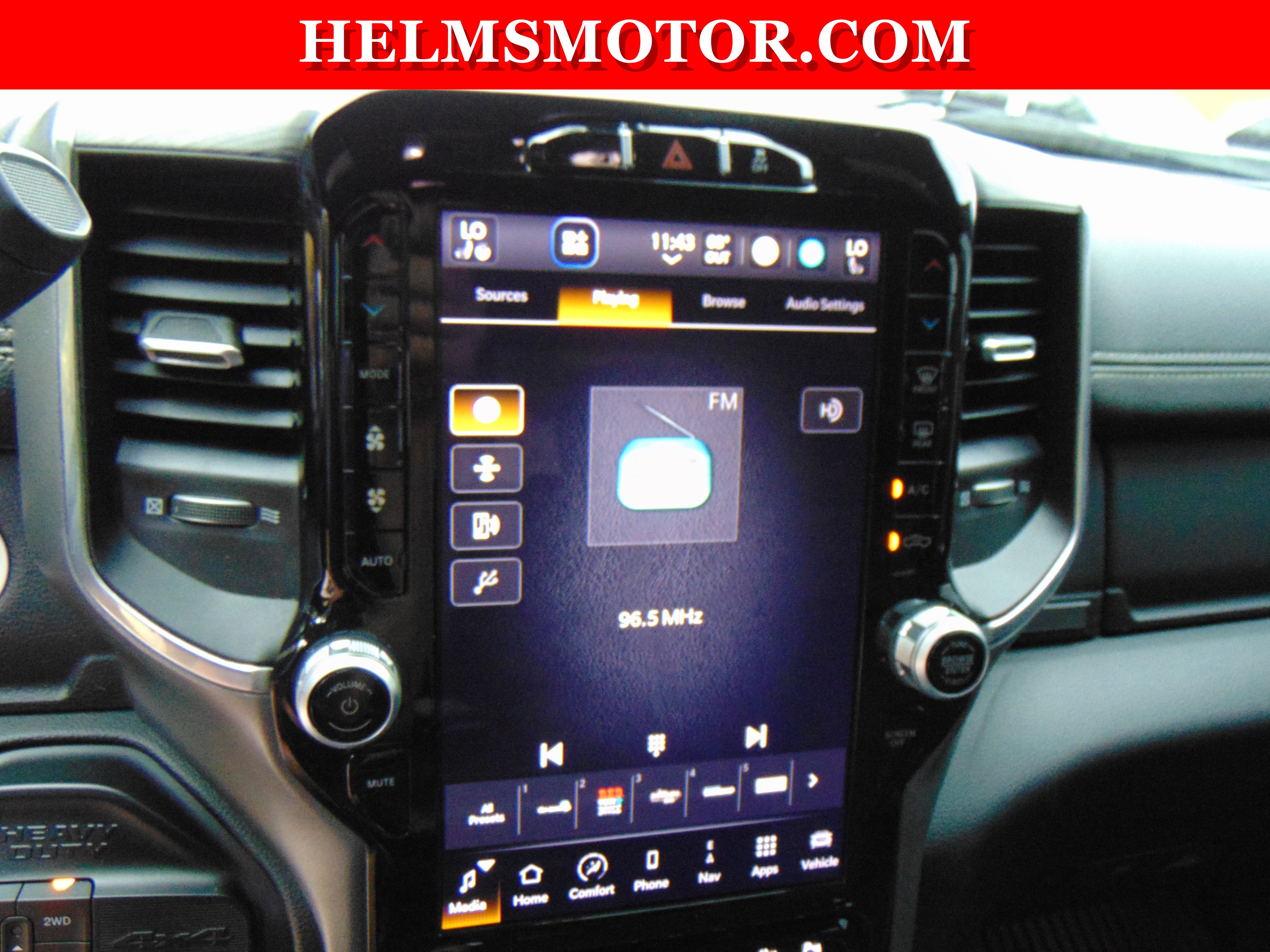 Used 2024 RAM 2500 Laramie w/ Sport Appearance Package AWD/4WD image 30