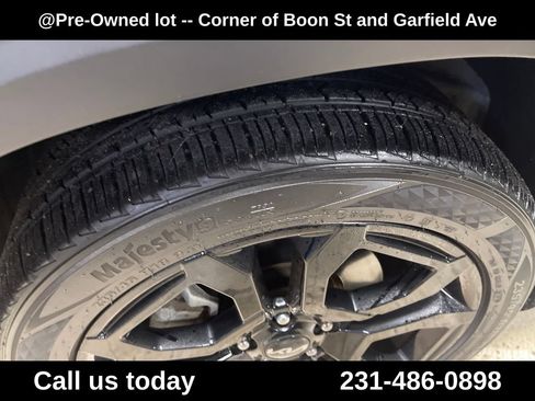 Used 2024 Kia Seltos X-Line AWD/4WD image 12