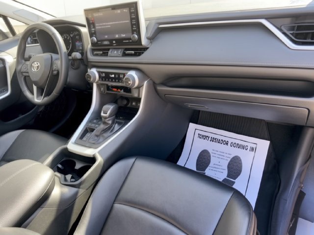 Used 2019 Toyota RAV4 XLE Premium w/ Advanced Technology Package FWD image 32