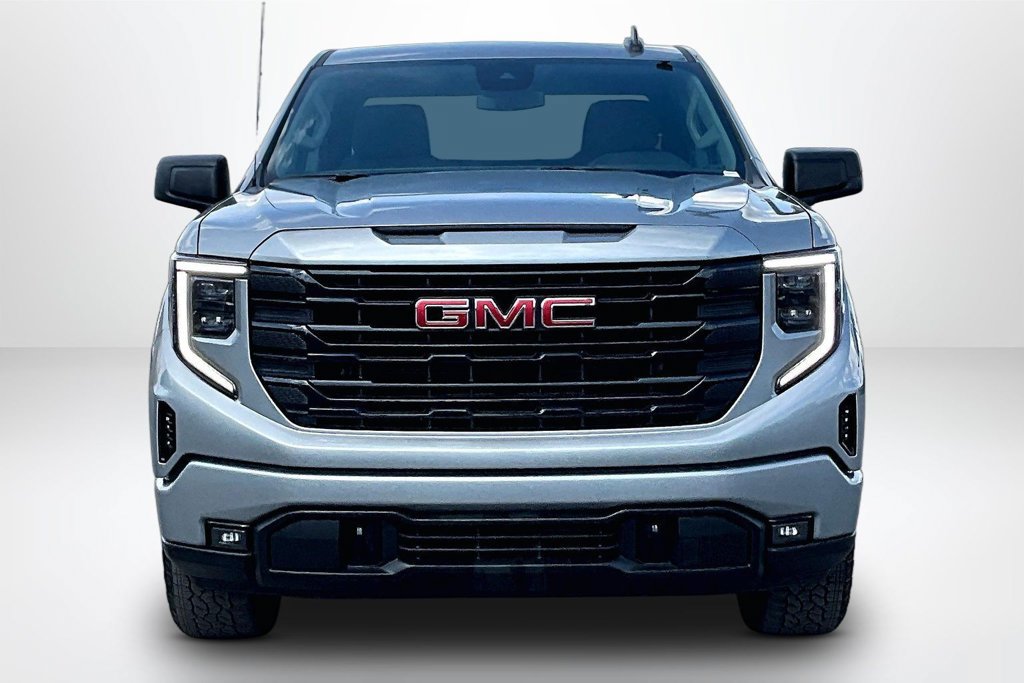Used 2025 GMC Sierra 1500 Elevation AWD/4WD image 2