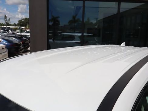 Used 2024 Nissan Rogue SV FWD image 18