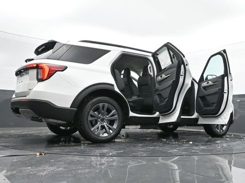 New 2026 Ford Explorer Active w/ Active Comfort Package image 72