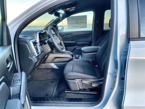 New 2026 GMC Canyon Elevation w/ LPO, Black Badging Package image 30