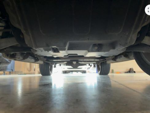 Used 2017 Cadillac Escalade Luxury image 10